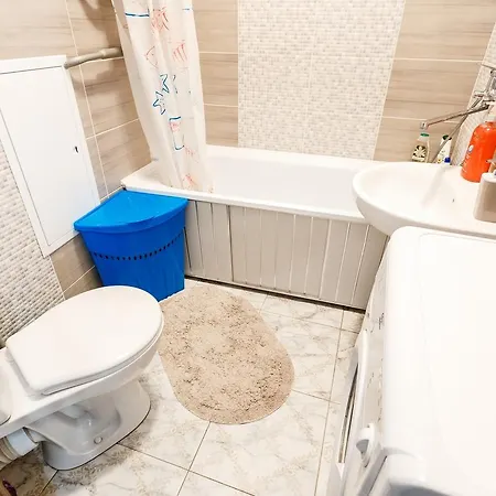 Apartment A&v *